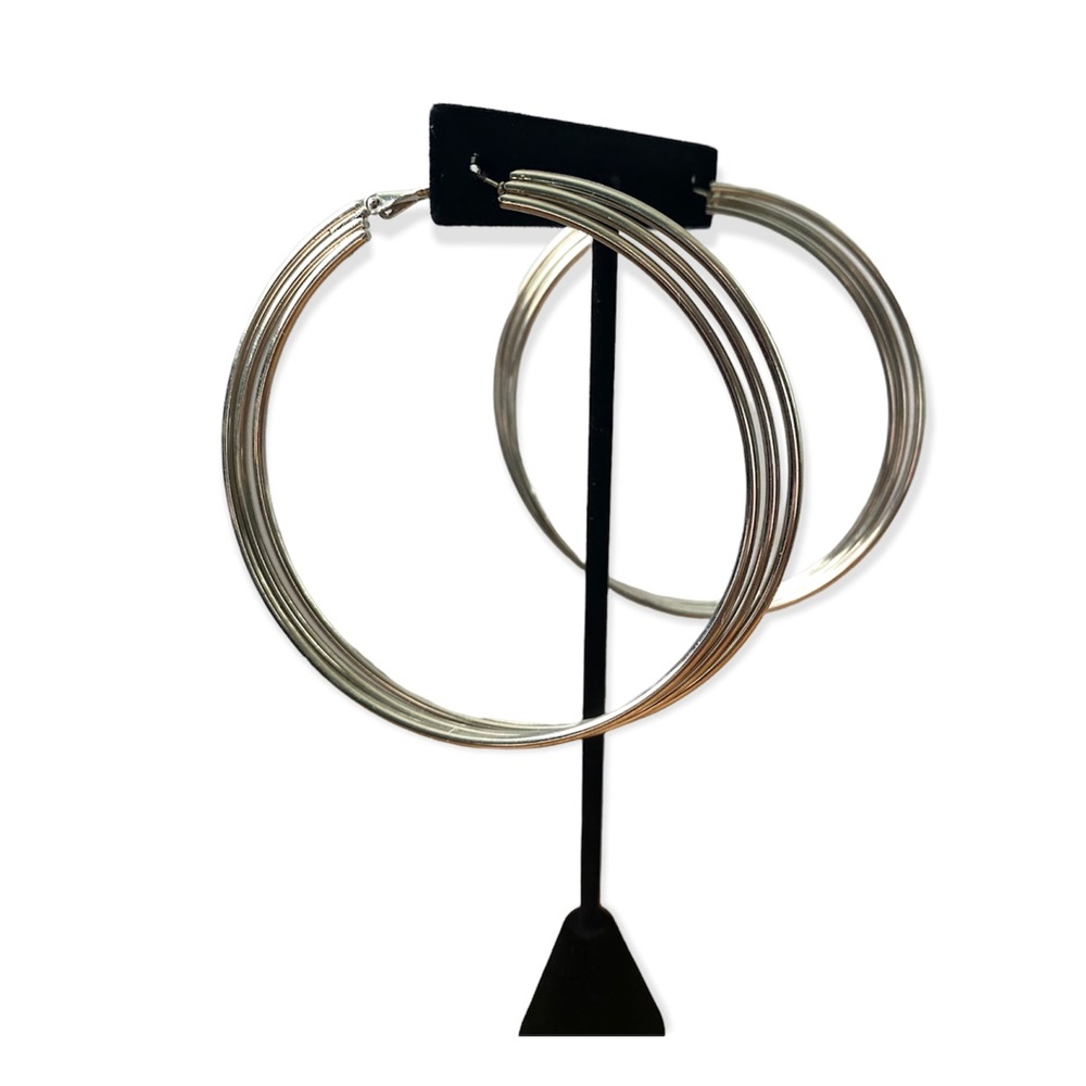 3/$10 MIX AND MATCH JEWELRY BUNDLE BIG SILVER HOOPS